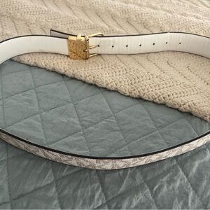 Michael Kors belt